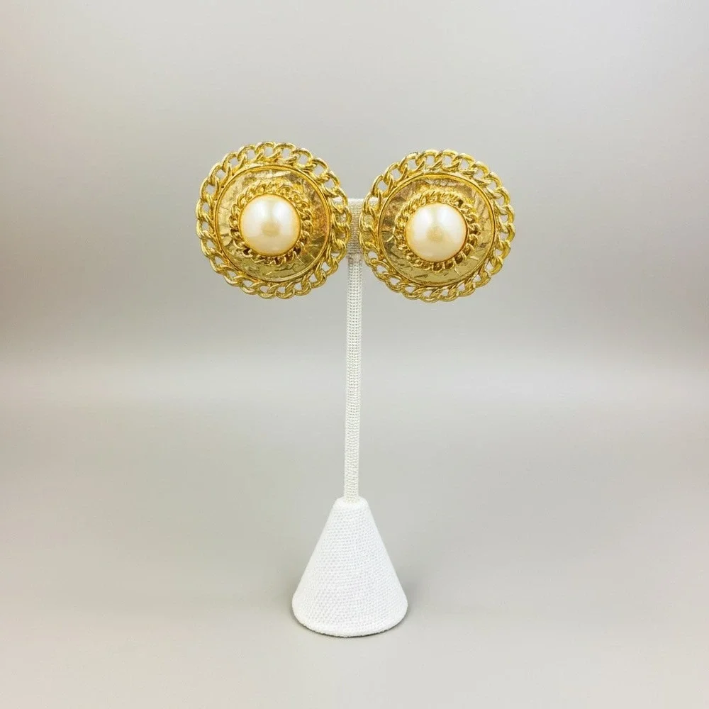 Vintage Gold Tone Faux Pearl Clip‎ On Earrings Large Round Statement Earrings